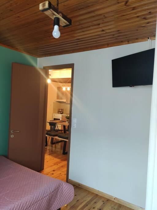Apartament Politis' Wooden House Vasilikí Zewnętrze zdjęcie