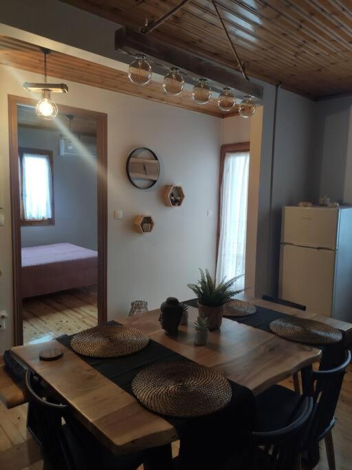 Apartament Politis' Wooden House Vasilikí Zewnętrze zdjęcie