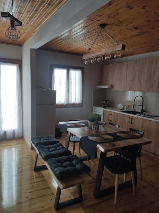 Apartament Politis' Wooden House Vasilikí Zewnętrze zdjęcie